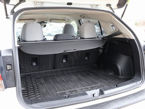 Used 2022 Subaru Crosstrek 2.0i Premium w/ Popular Package #4 image 16