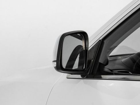 Used 2015 Jeep Grand Cherokee Overland RWD image 39
