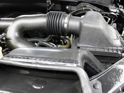 Used 2019 Ford F150 XLT w/ Equipment Group 301A Mid AWD/4WD image 26