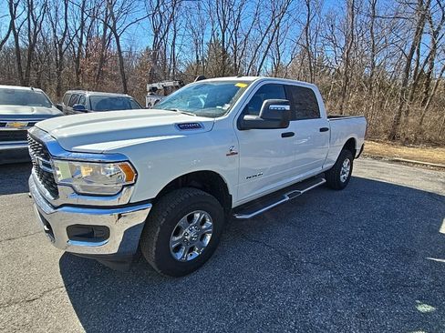 Used 2024 RAM 2500 Big Horn image 2