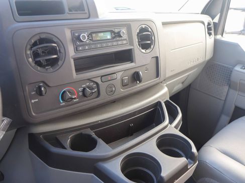 Used 2024 Ford E-350 and Econoline 350 Super Duty w/ Power Windows & Locks Group image 14