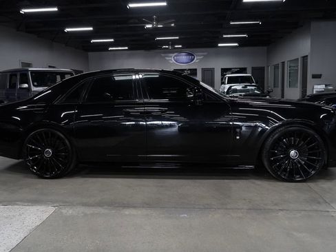 Used 2010 Rolls-Royce Ghost RWD image 6