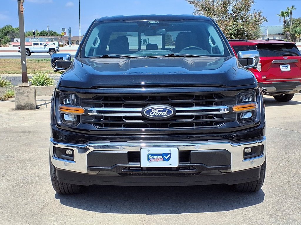 Used 2025 Ford F150 XLT w/ Equipment Group 302A MID RWD image 3