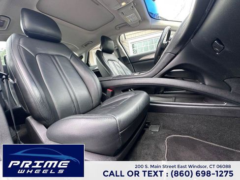 Used 2016 Lincoln MKZ AWD w/ Equipment Group 200A Select image 17