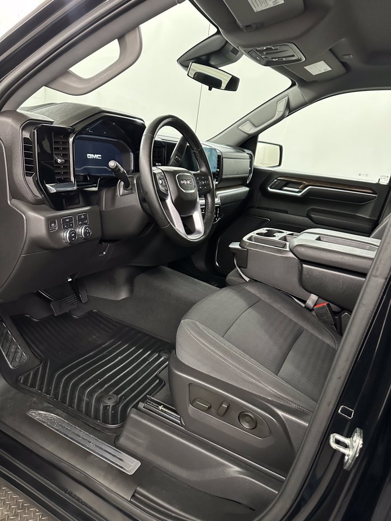 Used 2023 GMC Sierra 1500 Elevation AWD/4WD image 10
