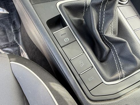 Used 2025 Volkswagen Jetta Sport FWD image 18