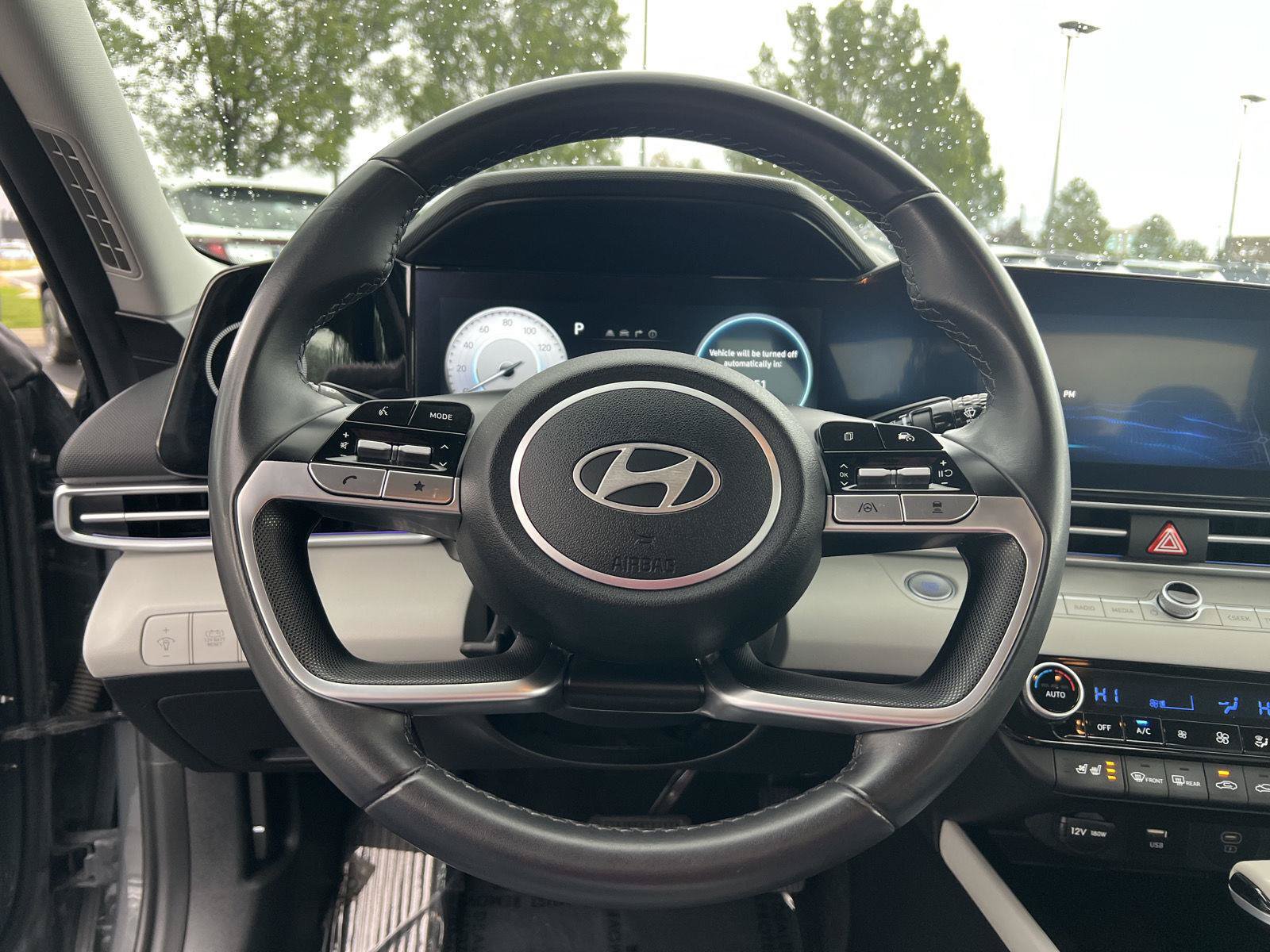 Certified 2024 Hyundai Elantra Limited FWD image 6