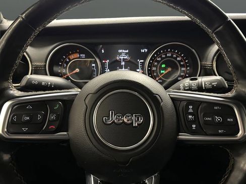 Used 2021 Jeep Wrangler Unlimited Sahara image 16