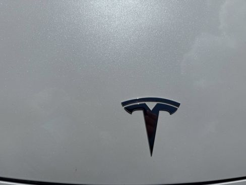 Used 2024 Tesla Model 3 Long Range AWD/4WD image 3