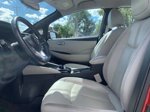 Used 2018 Nissan Leaf SL w/ SL Technology Package image 7