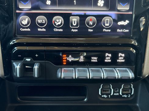 Used 2021 RAM 1500 Laramie w/ Bed Utility Group image 27