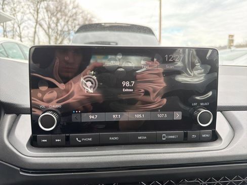 Used 2023 Honda Accord EX image 25