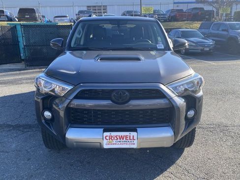 Used 2018 Toyota 4Runner TRD Off-Road Premium image 10