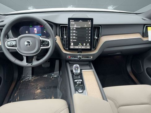 New 2026 Volvo XC60 T8 Plus w/ Protection Package Premier image 16