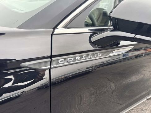 Used 2024 Lincoln Corsair AWD image 15