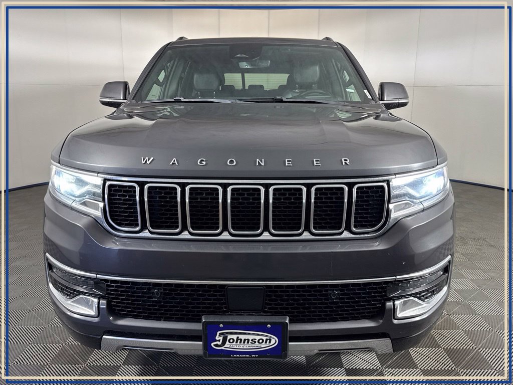 Used 2022 Jeep Wagoneer Series III AWD/4WD image 3