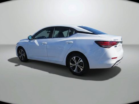 Used 2022 Nissan Sentra SV FWD image 6