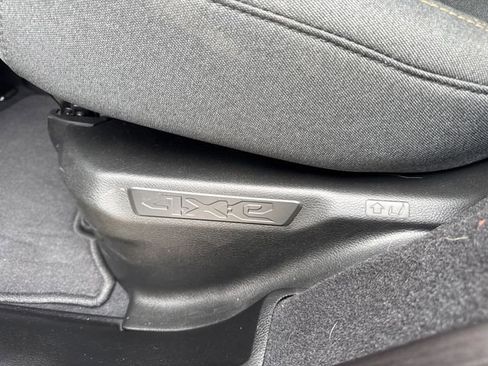 Used 2025 Jeep Wrangler Unlimited Sahara w/ Safety Group image 50