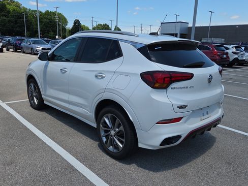 Used 2020 Buick Encore GX Select w/ Sport Touring Package FWD image 6