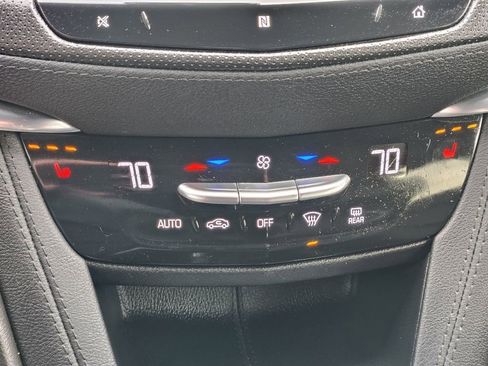 Certified 2021 Cadillac XT5 Luxury w/ LPO, Floor Liner Package image 24