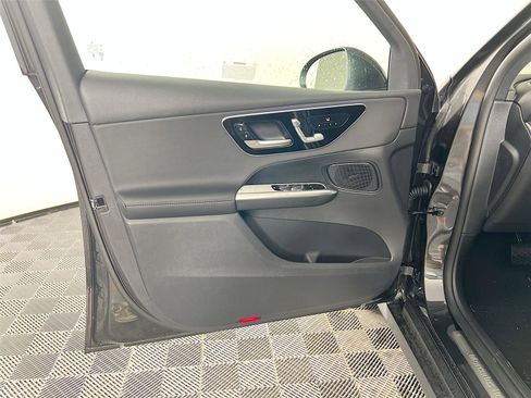 Certified 2025 Mercedes-Benz GLC 300 4MATIC image 13