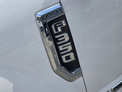 Used 2017 Ford F350 Lariat w/ Lariat Ultimate Package image 15