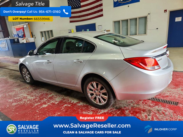 Used 2012 Buick Regal Leather FWD image 3