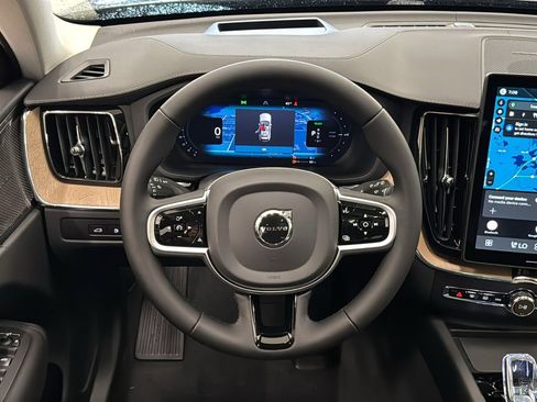 New 2026 Volvo XC60 T8 Ultra w/ Climate Package AWD/4WD image 12