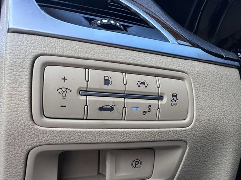 Used 2018 Genesis G80 3.8 image 19