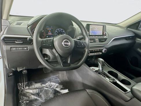 Certified 2024 Nissan Altima 2.5 S image 11