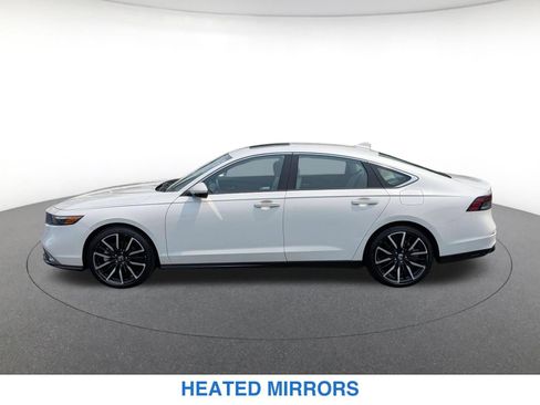 Used 2023 Honda Accord Touring image 10