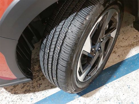 Certified 2025 Subaru Crosstrek 2.5i Limited w/ Crosstrek Mirror Package image 31