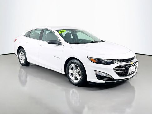 Used 2023 Chevrolet Malibu LS FWD image 3
