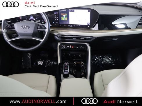 Certified 2025 Audi Q5 Premium AWD/4WD image 24