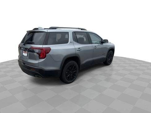 Certified 2023 GMC Acadia SLT w/ Elevation Edition image 8