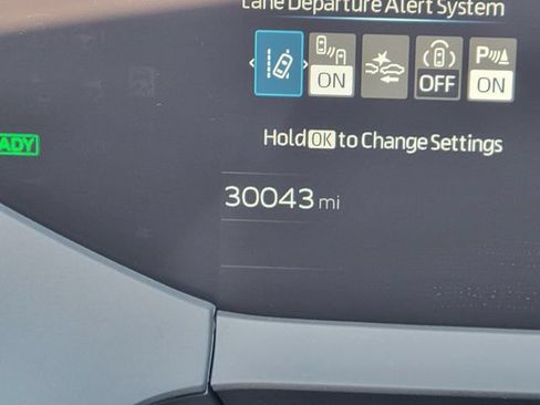 Used 2026 Toyota Prius Plug-In Hybrid FWD image 10