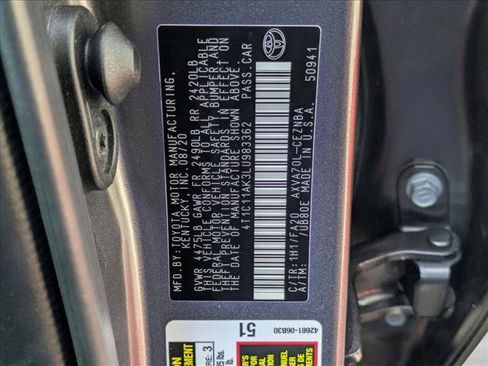 Used 2020 Toyota Camry LE image 23