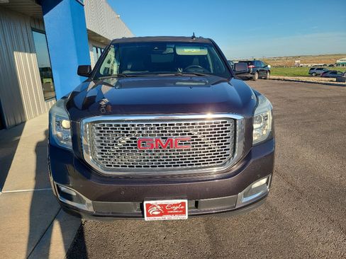 Used 2015 GMC Yukon XL Denali w/ Premium Package image 3