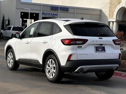 New 2026 Ford Escape Active image 4