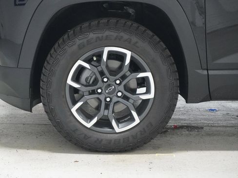 New 2026 Chevrolet Equinox ACTIV w/ Convenience Package III image 12