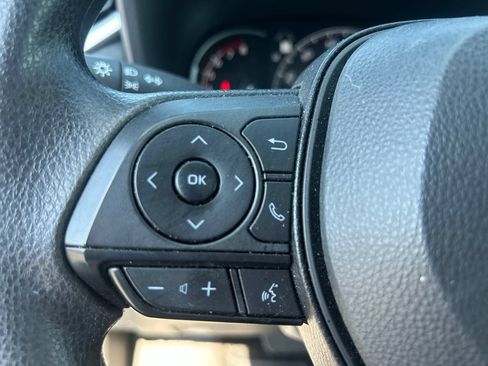 Used 2024 Toyota RAV4 XLE AWD/4WD image 26