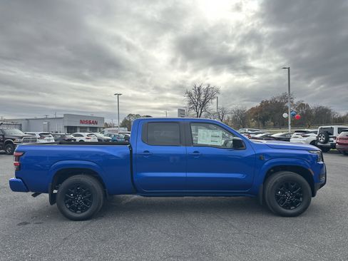 New 2026 Nissan Frontier SV w/ All-Weather Content Package image 4