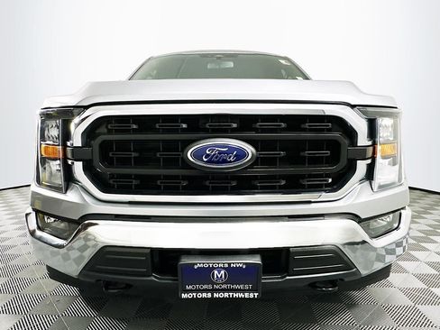 Used 2023 Ford F150 XLT image 3