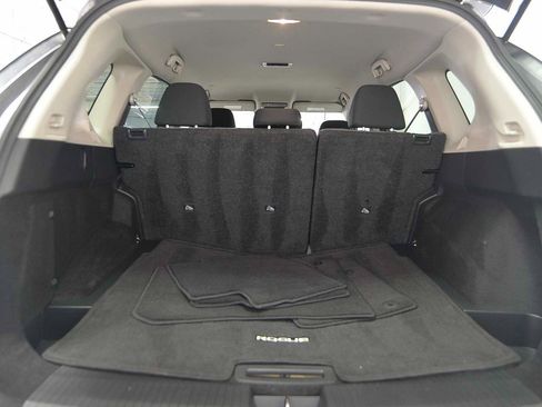 Used 2023 Nissan Rogue SV FWD image 10