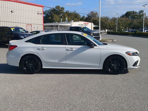 Used 2023 Honda Civic Sport image 12