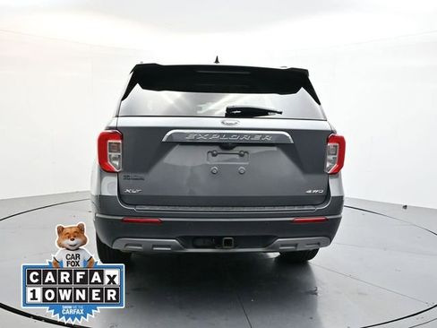 Used 2022 Ford Explorer XLT w/ Equipment Group 202A image 8