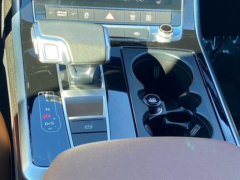 Used 2023 Audi Q7 2.0T Premium Plus w/ Premium Plus Package image 10