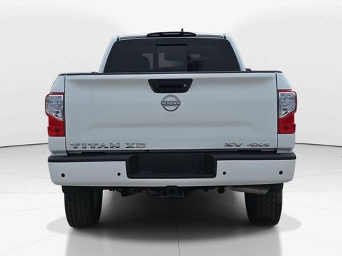 Used 2024 Nissan Titan SV w/ SV Convenience Package image 6