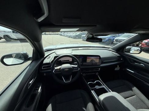 New 2026 Chevrolet Traverse LT image 24