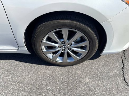 Used 2016 Toyota Camry XLE w/ Moonroof Package FWD image 14